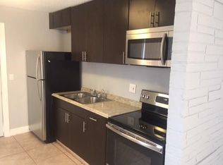 704 NW 4th St #2, Hallandale Beach, FL 33009