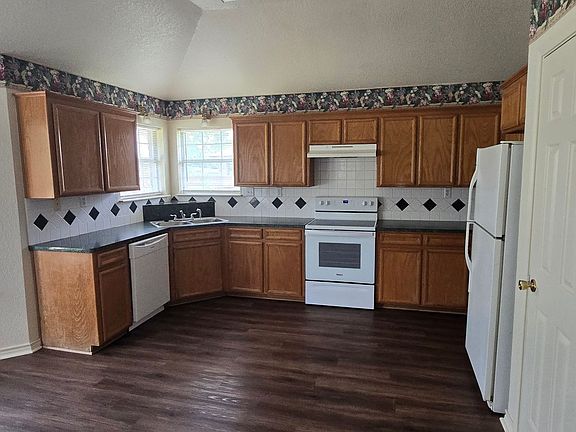 5th image of 4505 Hitchrock Dr