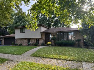 13004 S Blossom Dr, Alsip, IL 60803