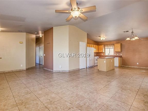 4th image of 9331 Graceful Gold St
