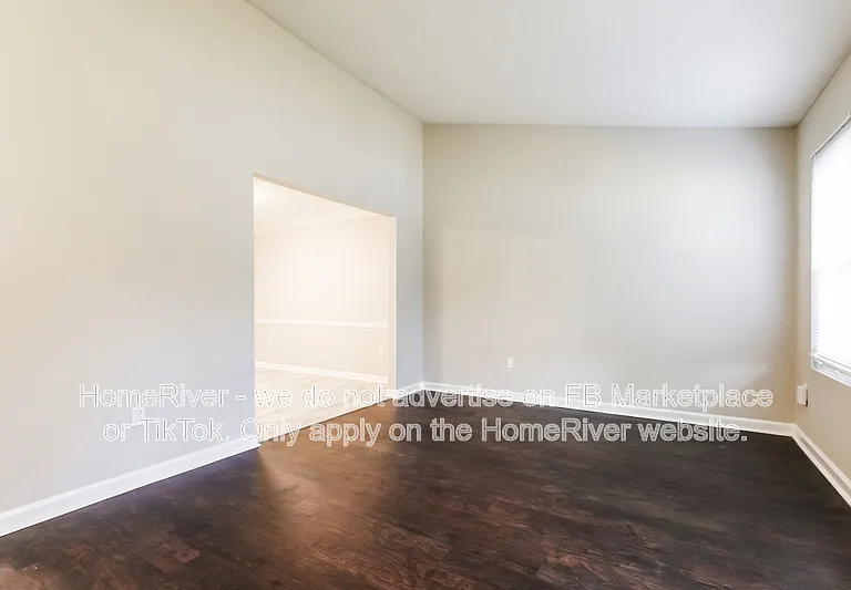 6355 Peppermill Ln — Photo 2