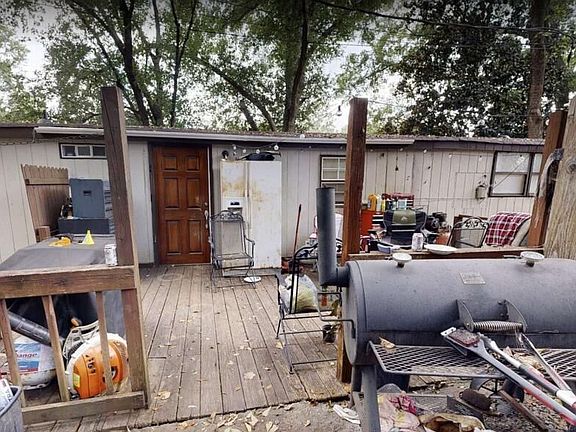 3rd image of 88 E Forest Dr