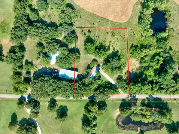 86 Easy St, Whitesboro, TX 76273
