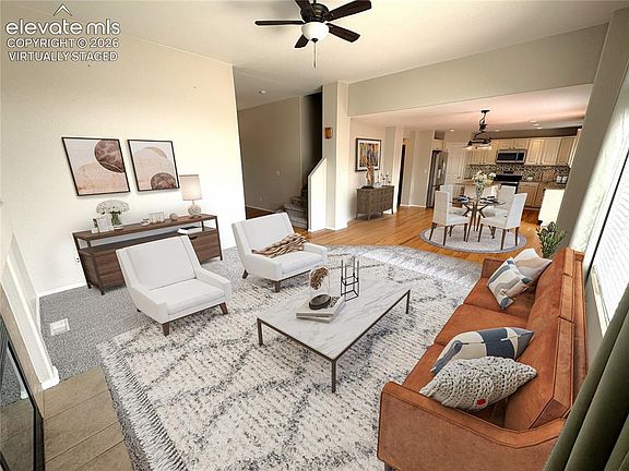 3rd image of 4431 Golf Club Dr