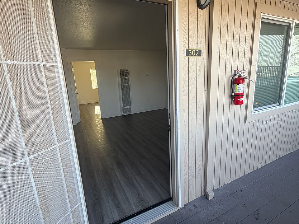 1st image of 1810 E 25th St #305