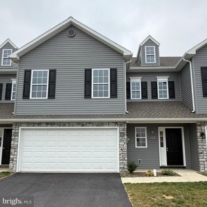77 Cortland Xing, Palmyra, PA, 17078