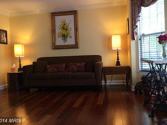 3rd image of 13056 Bourne Pl