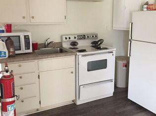 812 8th Ave SE APT 4, Jamestown, ND 58401