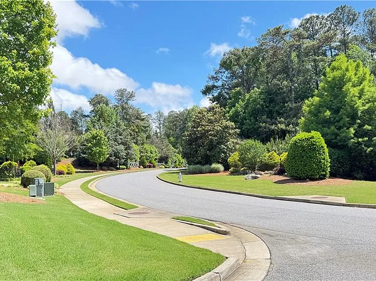 850 Grove Valley Dr — Photo 33