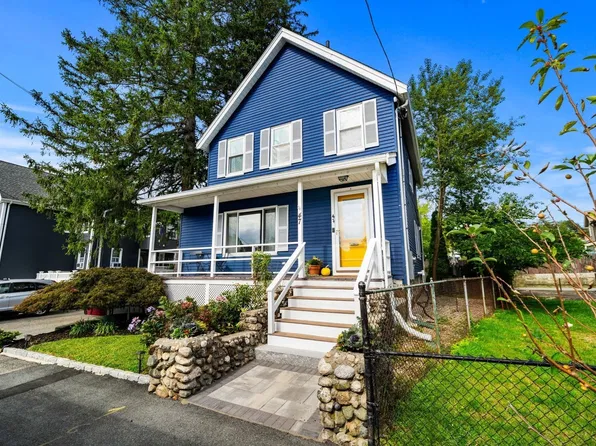 47 Sanford St, Melrose, MA 02176