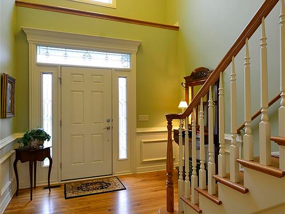 3rd image of 1414 Seaton St