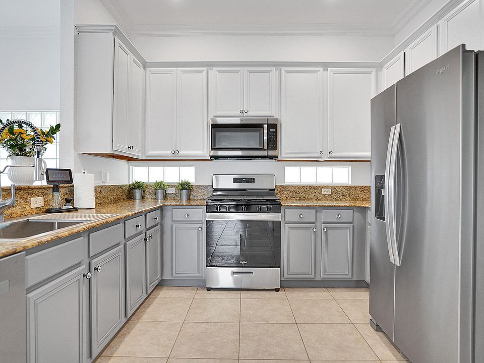 1st image of 110 Newberry Lane