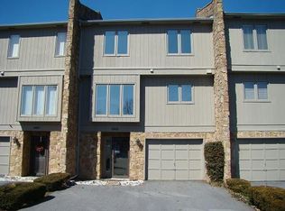 3412 Londonderry Ct, Roanoke, VA 24018