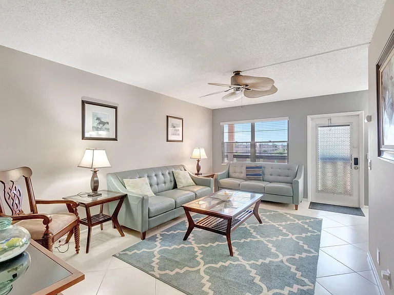 4049 Wolverton Dr #C — Photo 11