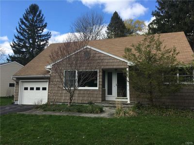 311 Waldorf Pkwy, Syracuse, NY, 13224