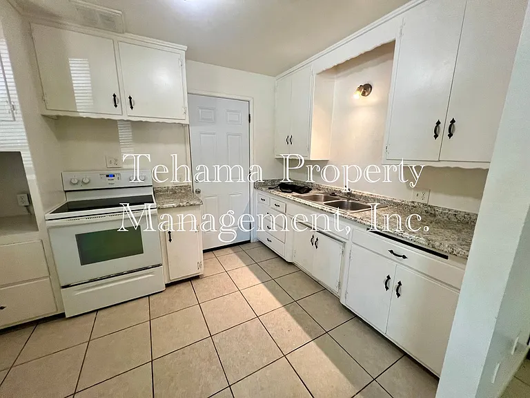 1172 Franzel Rd — Photo 5