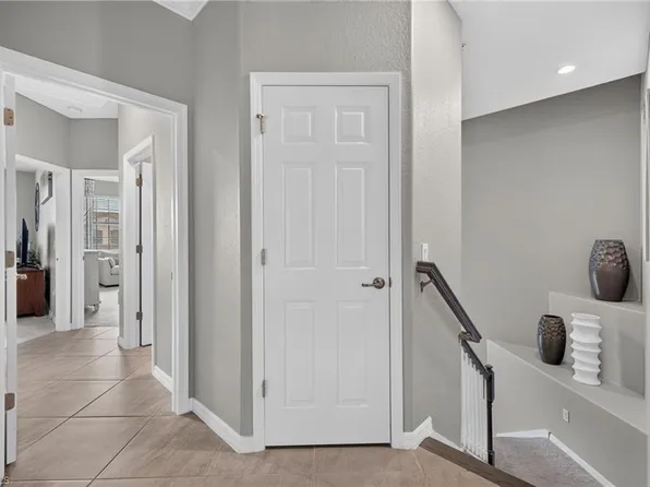 12015 Hawthorn Lake DR #202, FORT MYERS, FL 33913