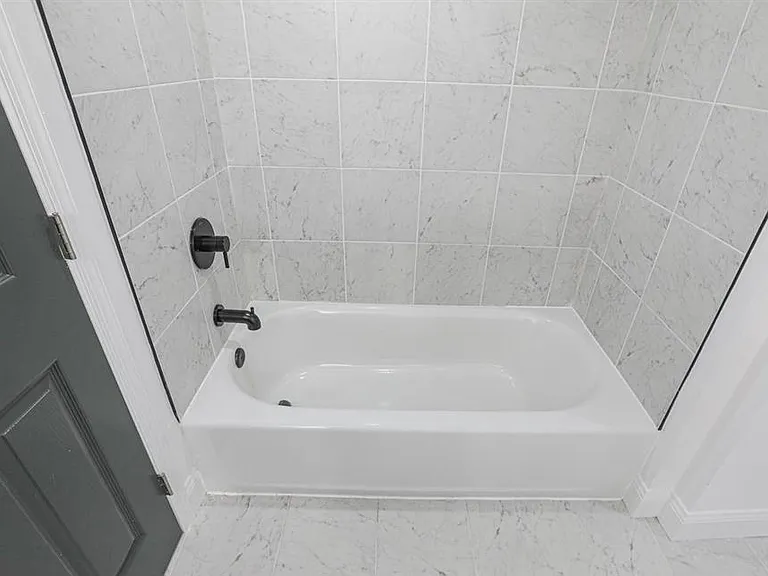 5419 Hillen Rd — Photo 37