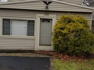 12826 Fruitside Rd, Garfield Heights, OH 44125