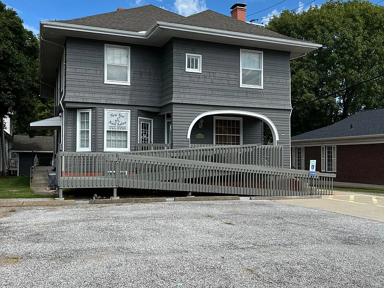 529 Saint Louis St #A — Photo 9