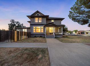 700 N Irwin St, Hanford, CA 93230