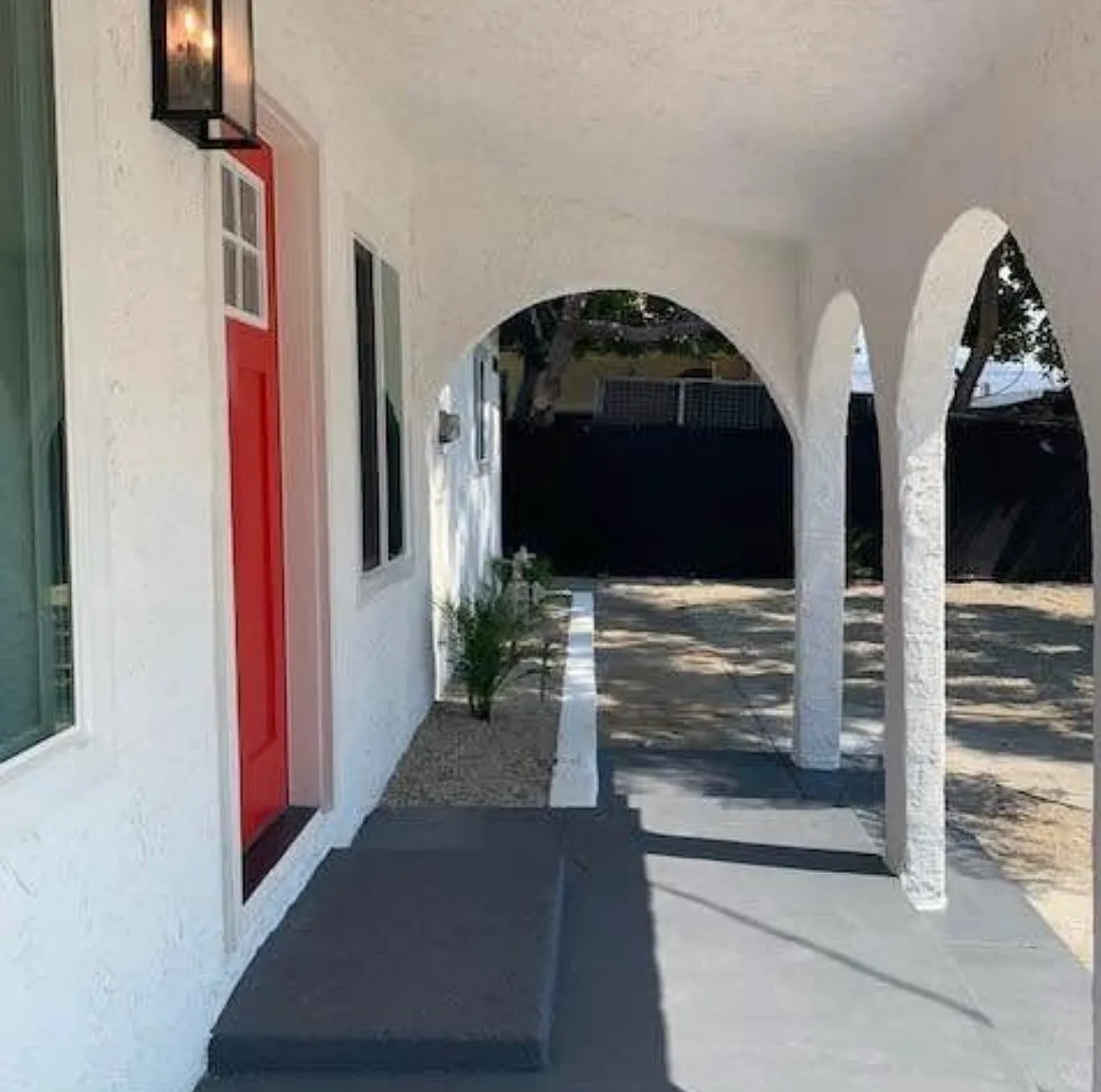 2 bed, 900 sqft, $2,800 — Photo 3