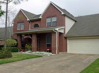 10005 Brookshore Ln, Pearland, TX 77584