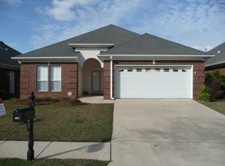 114 Cypress Ln, Fairhope, AL 36532