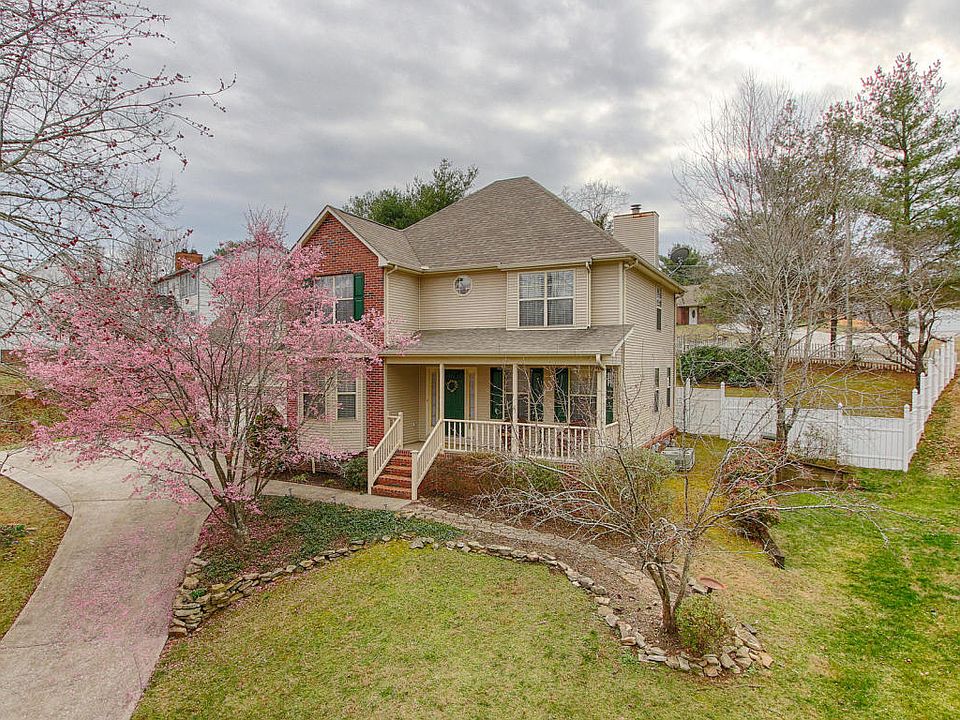 1st image of 1125 Twin Hill Ln