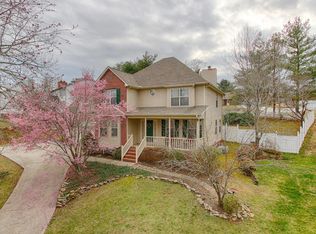 1125 Twin Hill Ln, Knoxville, TN 37932