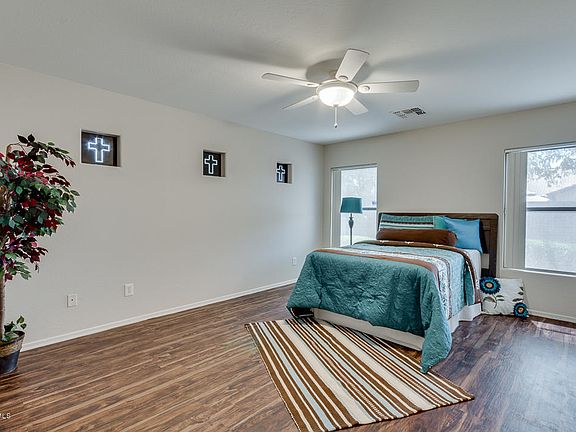 5th image of 6008 S 16th Dr