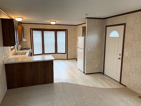 3rd image of 9414 Cayuga Dr Lot 26