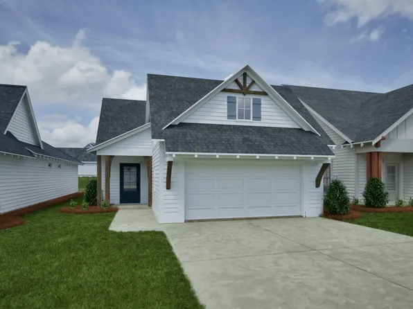 378 Shiloh Creek Dr, Calera, AL 35040
