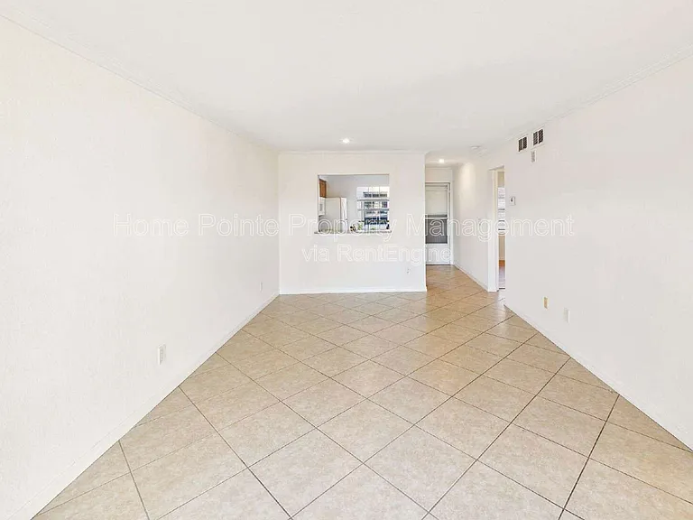 6300 S Pointe Blvd #116 — Photo 4