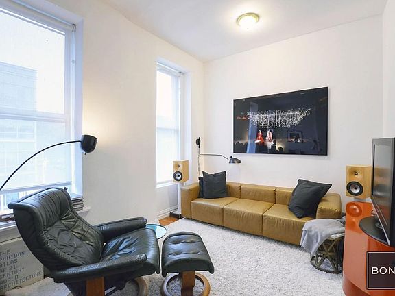 2nd image of 381 W 125th St APT 2