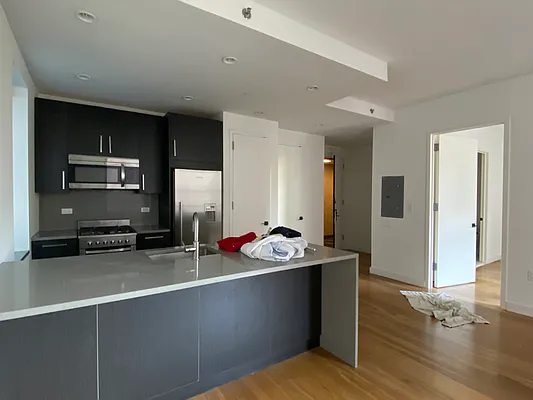 180 Nassau Street #6C