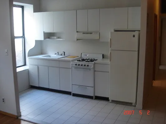 Rented by Chartwell Manhattan Realty | media 17