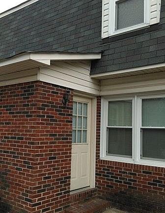 BACK ENTRY/PATIO