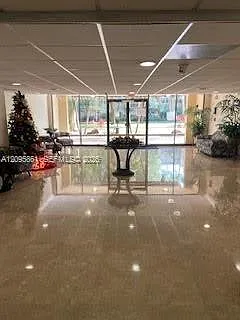 Bayview Palms Condo — Photo 3