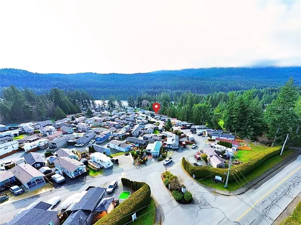 1128 Woss Lake Dr, Nanaimo, BC V9R 6X7