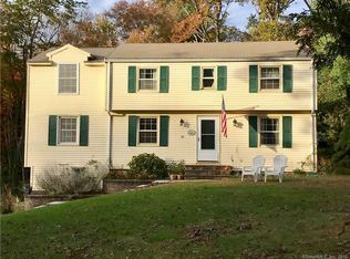 33 Delmar Rd, Glastonbury, CT 06033