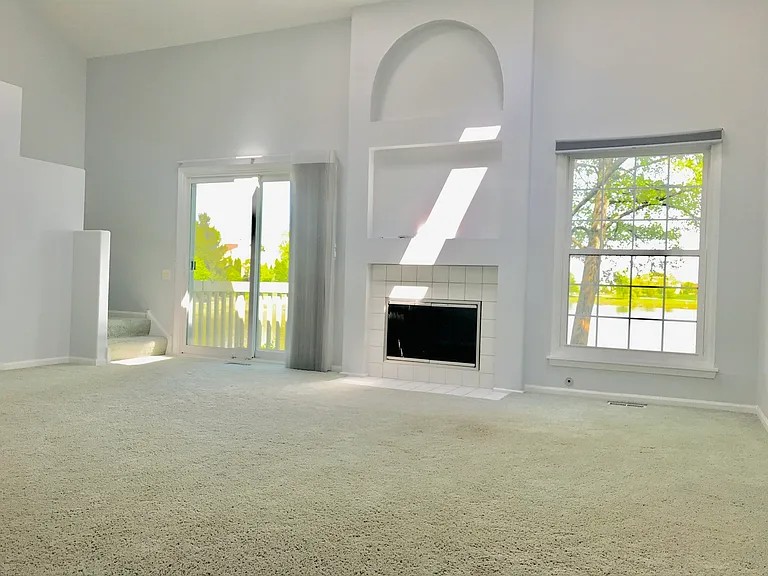 241 Shadybrook Ln — Photo 5
