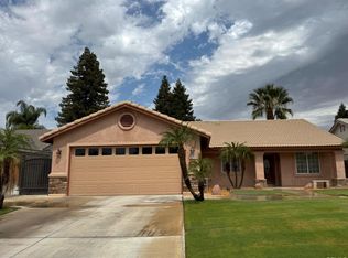 5420 Seasons Dr, Bakersfield, CA 93313