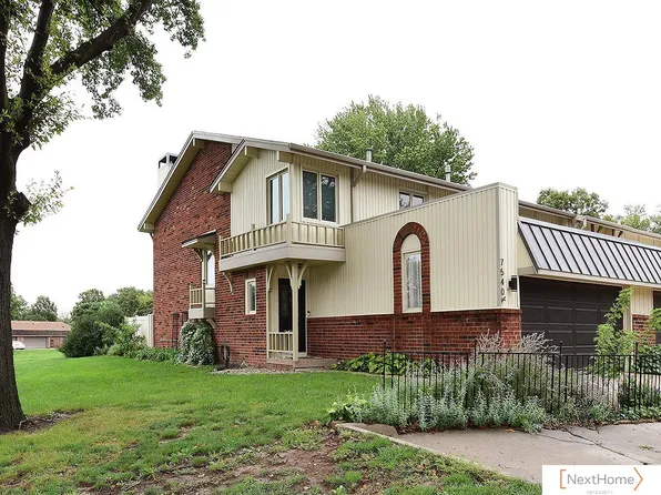 7540 South St, Lincoln, NE 68506