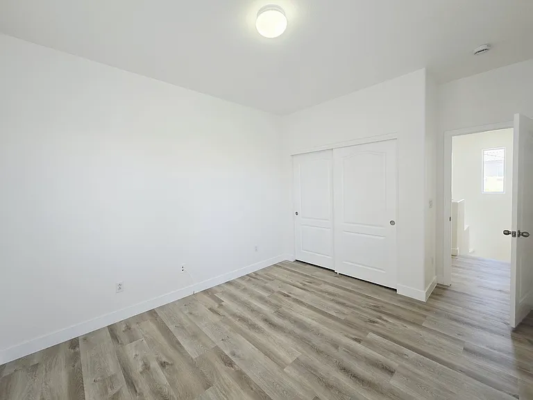 8237 Brilliant Pompon Pl — Photo 23