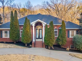 2210 Poplar Grove Dr, Ooltewah, TN 37363