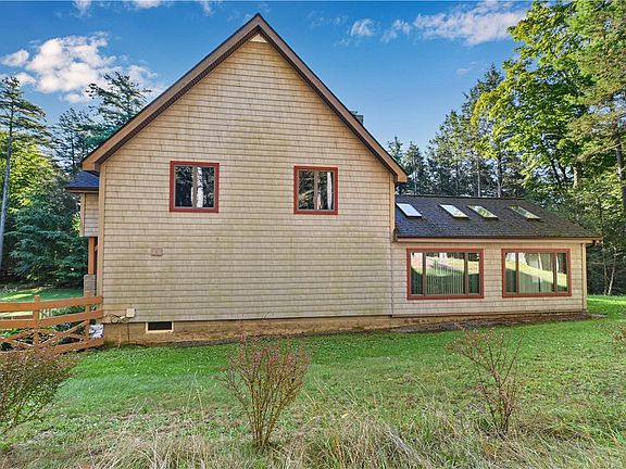 3rd image of 7223 Clement Rd