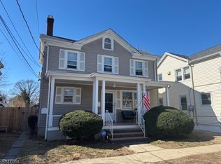 11 Doughty St, Raritan, NJ 08869
