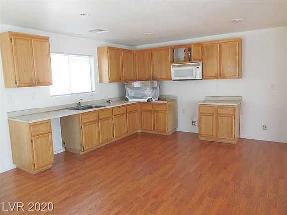 3rd image of 8295 Cultured Pearl Ct
