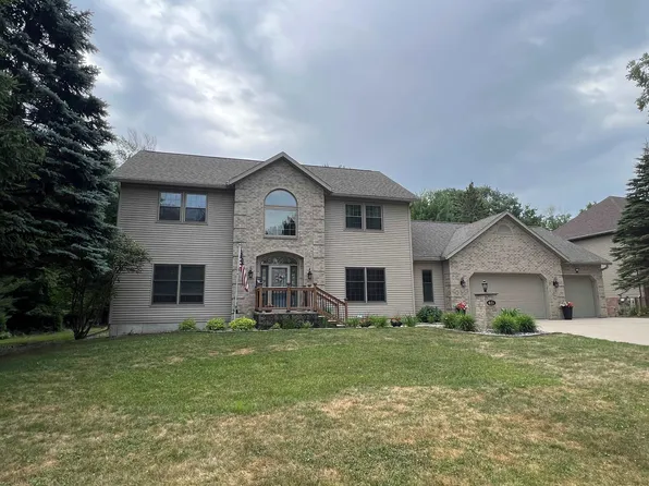 421 Hemlock St, Peshtigo, WI 54157